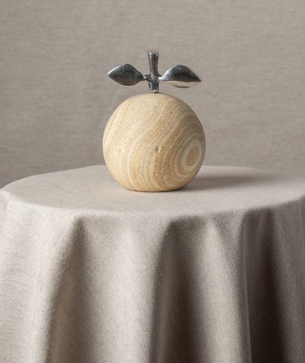 Manzana tallo plateado