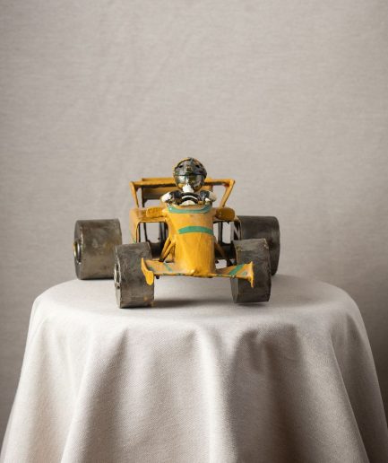 Escultura Luis Fernando Carro Grande Fórmula 1 Amarillo