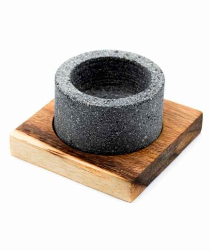 Mortero liso en base cuadrda de madera de pino