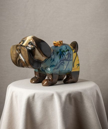 perro de madera eronga